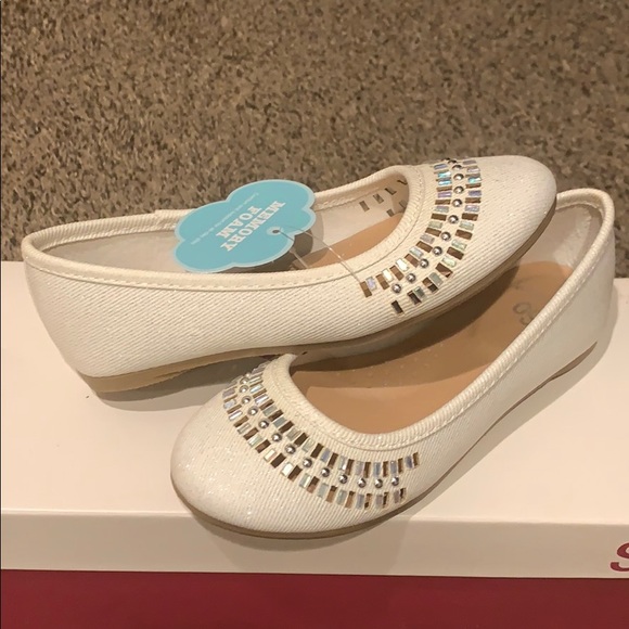 Brand new SO flats - Picture 3 of 5